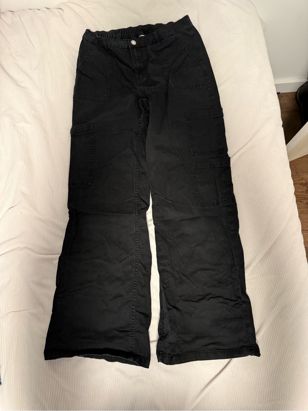No Boundaries Black Wide-Leg Cargo Pants